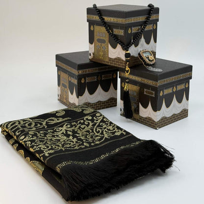 طقم مستوحى من الكعبة